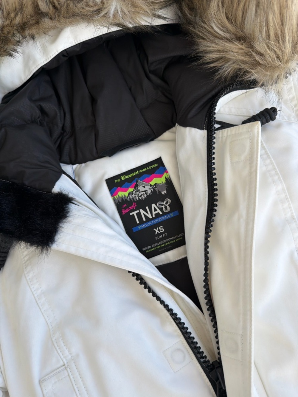 Aritzia TNA Bancroft warmest goose down filled parka jacket - Picture 2 of 16